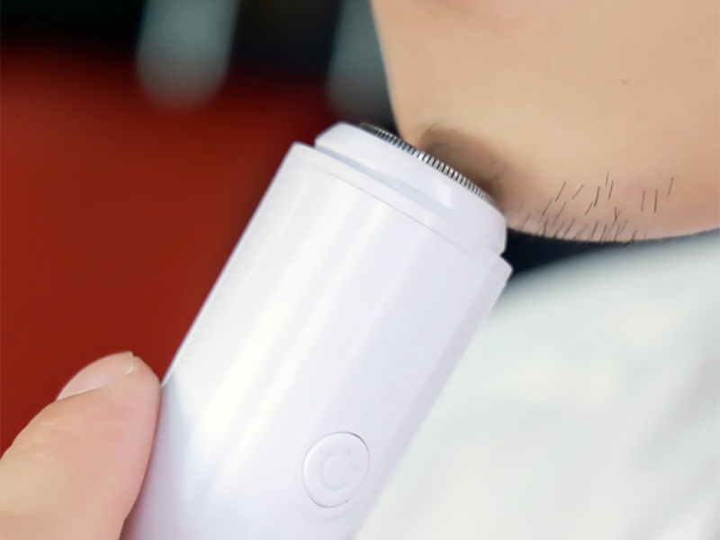 How To Use A Razor Correctly To Avoid Skin Damage?