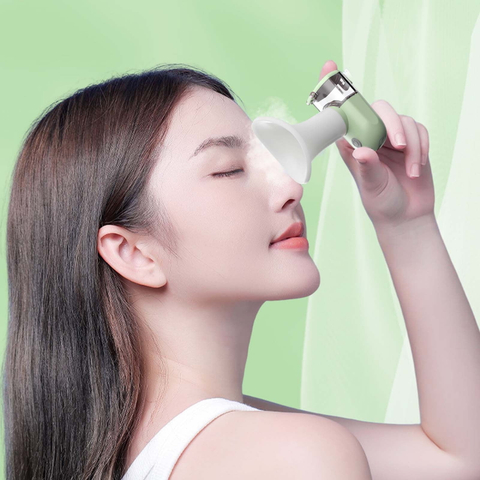 Nano mist sprayer for dry eyes